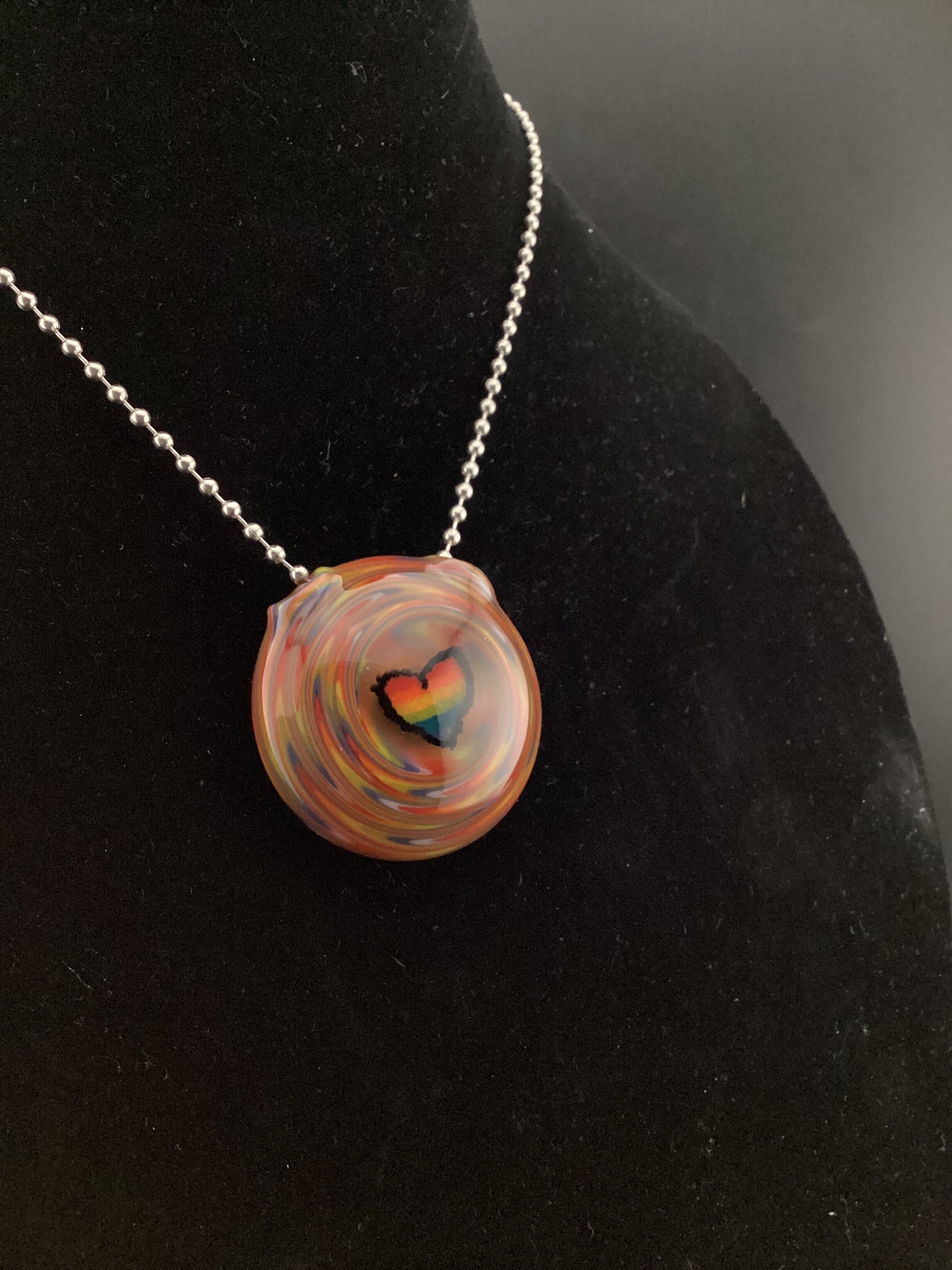 Rainbow heart hollow mille pendant