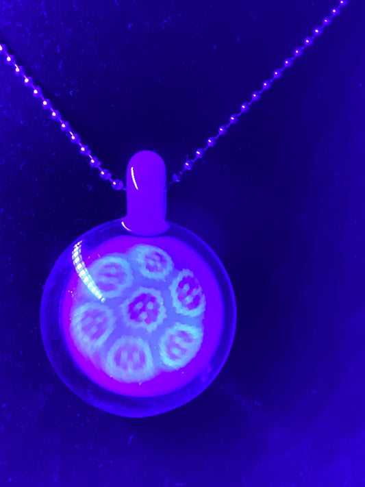 UV Honey comb pendant