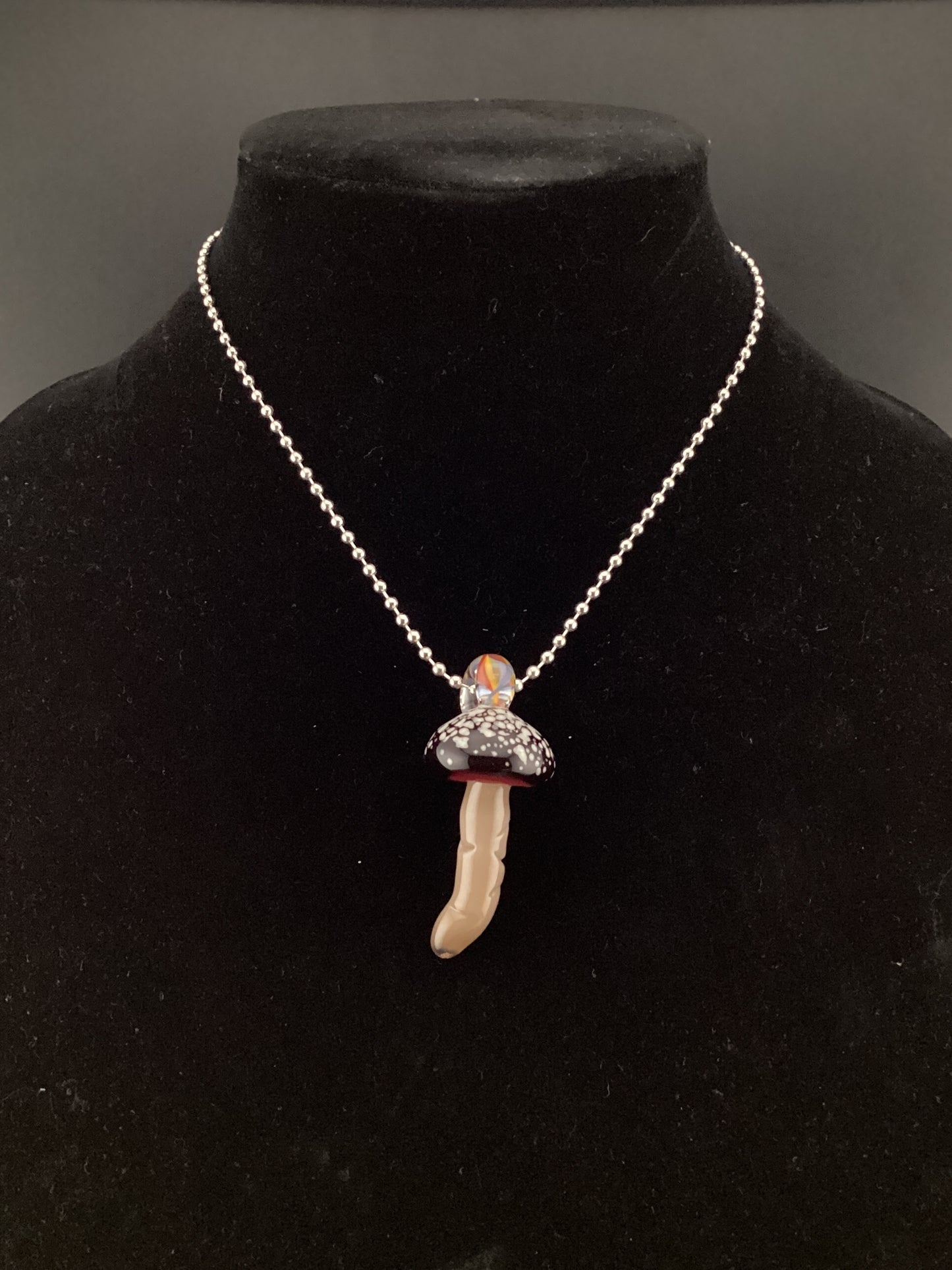 Mushroom pendant (single)